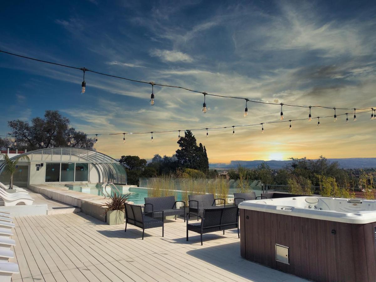 Pinares Panorama Suites, Spa & Convention Center วิญาการ์ลอสปาซ ภายนอก รูปภาพ