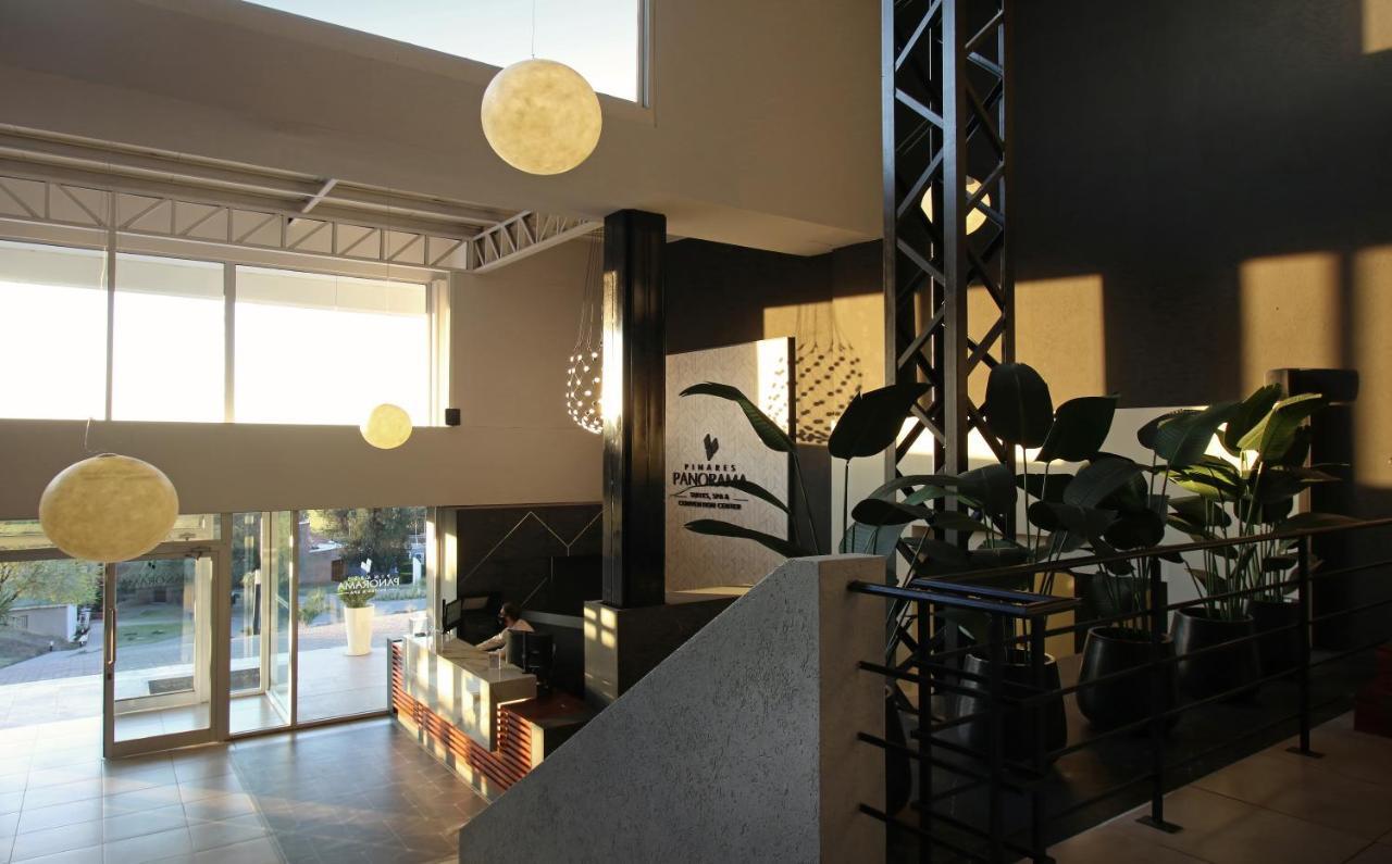 Pinares Panorama Suites, Spa & Convention Center วิญาการ์ลอสปาซ ภายนอก รูปภาพ