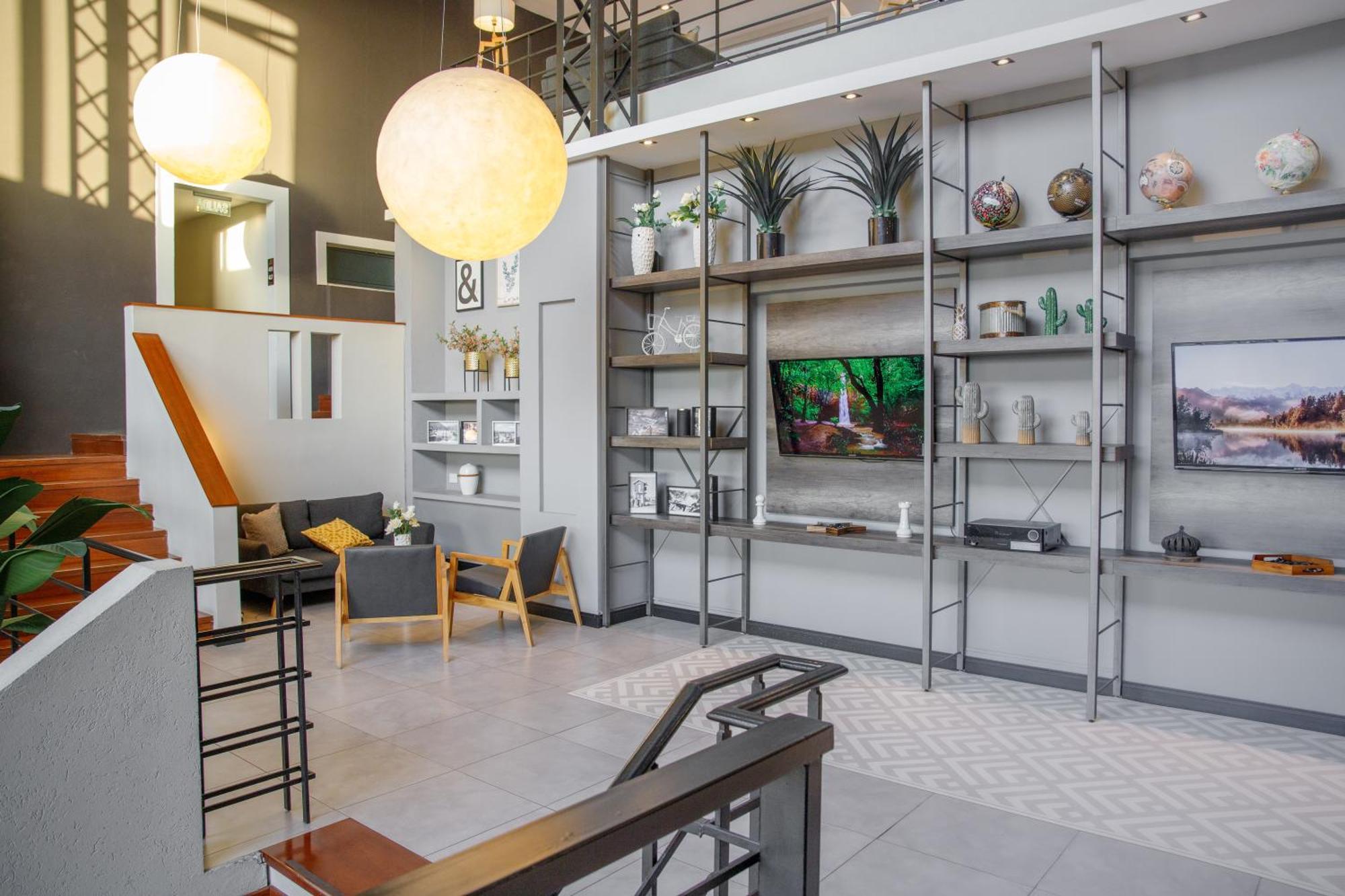 Pinares Panorama Suites, Spa & Convention Center วิญาการ์ลอสปาซ ภายนอก รูปภาพ